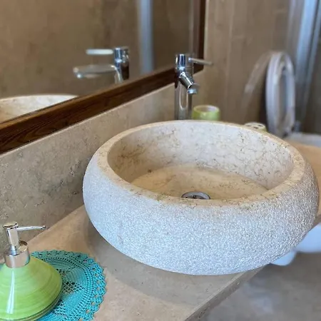 Appartamento In Pietra Leccese Apartament *